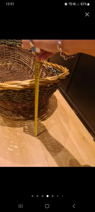 Cesto de mimbre grande con asa