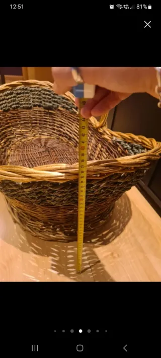 Cesto de mimbre grande con asa