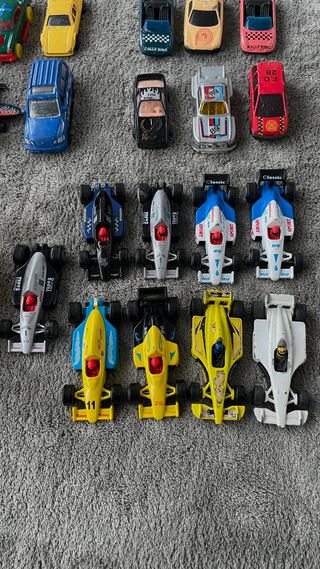 Lote coches de juguete (Hot Wheels y otras marcas)