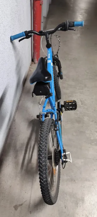 Bicicleta infantil Btwin azul