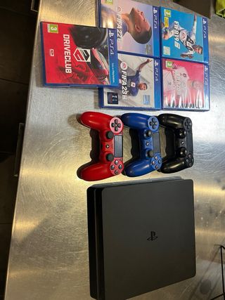 PS4 (PlayStation 4) Negra + 2 Mandos y juegos