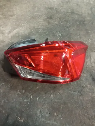 Piloto trasero derecho Seat Ibiza 2019
