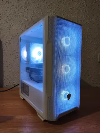 PC Gaming RTX 5060 Blanco