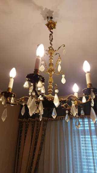 Lámpara de techo antigua, de lágrimas y bronce