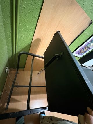 Camilla para tatuar y/o masajes.