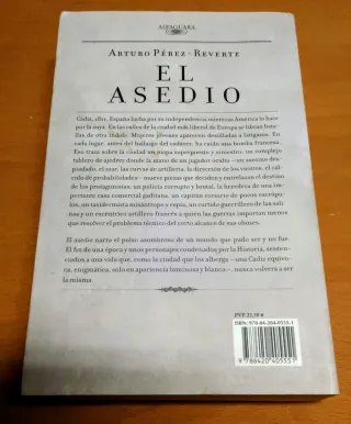 El asedio - Arturo Pérez-Reverte - Tapa blanda 1ª
