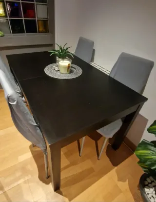 Mesa de comedor de madera extensible