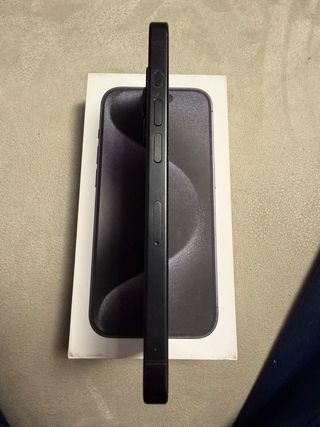 iPhone 15 Pro 512GB Titanio Negro Perfecto estado.