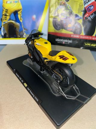 Yamaha YZR-M1 2006 test Sepang 30