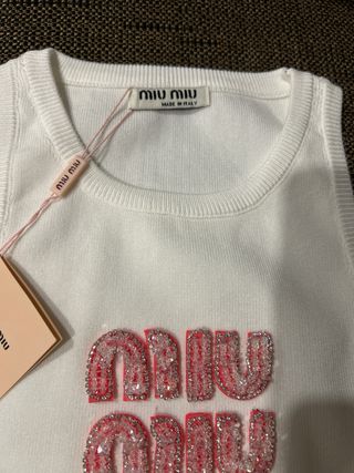 Camiseta Miu Miu Nadador Blanca con Pedrería