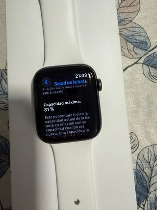 Apple Watch SE 44mm