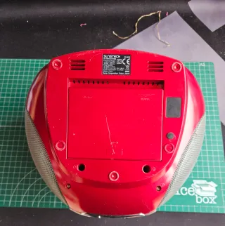 SANYO CD SUNSTECH CR-M38 Roja