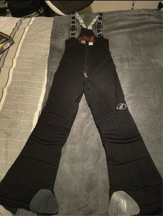Pantalones de esquí negros con tirantes