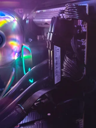 PC Gaming Xeon 32GB RTX 3060Ti EVGA 600W