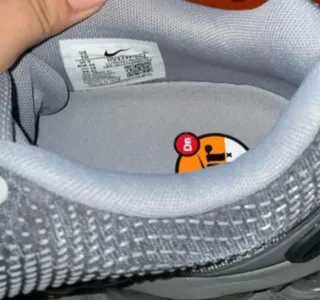 Zapatilla Nike Air Max DN Gris Naranja