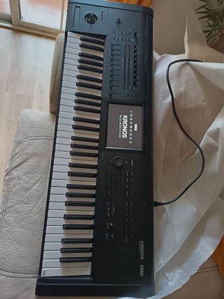 Teclado Korg Kronos 3
