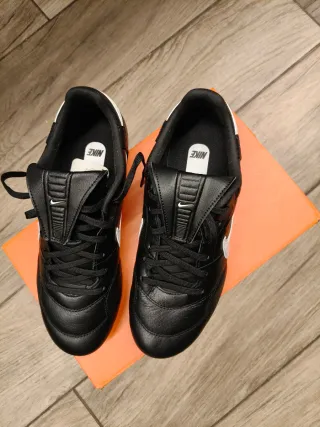 Botas de fútbol Nike Premier Negras