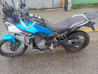 CF Moto 450 MT