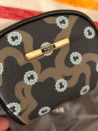 Monedero Tous nuevo.