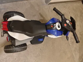 Motocicleta Eléctrica Infantil 3 km/h como nueva