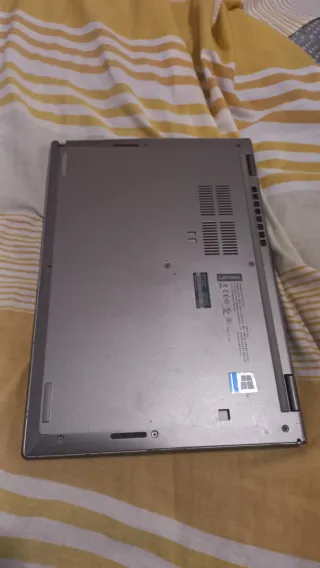 Lenovo L 13 Yoga Core i5 ATENCIÓN LEER BIEN.