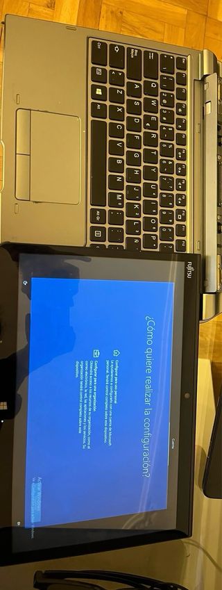 Fujitsu Stylistic Q736 + Teclado NKB10