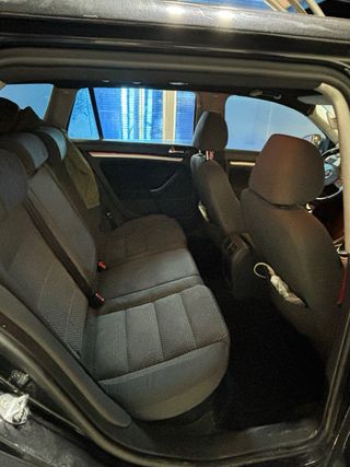 Wolkswagen Golf 1KM 2.0 Tdi. 140cc 2007