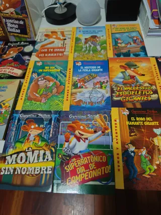 Gerónimo Stilton. 20 libros. 2'50€ cada uno.