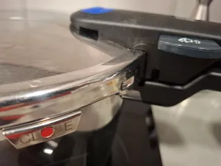 Olla Express Fissler Inducción Acero Inox 18/10