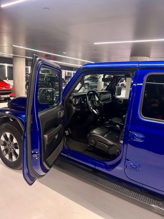 JEEP Wrangler Unlimited 2.0T GME Sahara 8ATX