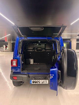 JEEP Wrangler Unlimited 2.0T GME Sahara 8ATX