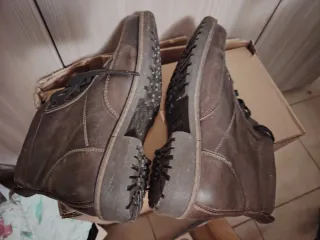 Stivaletti uomo marroni