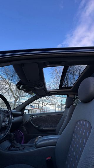 Mercedes-Benz Clase C 2003