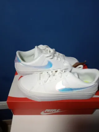 Scarpe Nike Court Legacy