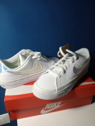 Scarpe Nike Court Legacy