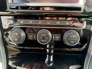 Volkswagen Golf R 2.0 TSI BMT 4Motion DSG 300CV