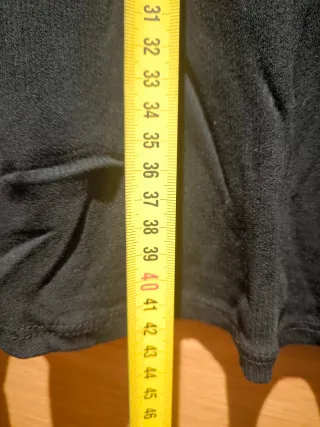 Camiseta canalé con mangas de tul y lunares