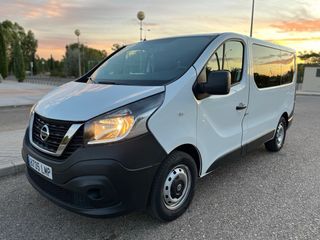Nissan NV300 2021
