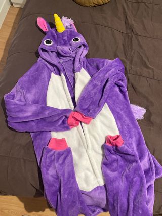 Pijama Unicornio Morado Talla 9/10 años