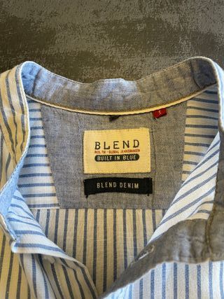 Camicia a righe manica corta