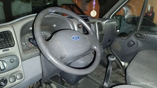 Ford Transit 2005