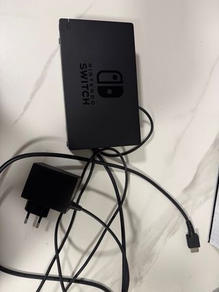 Nintendo Switch + Funda