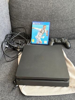 PS4 Slim 500GB Negra + 1 mando + FIFA 19