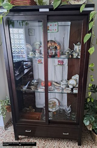 Vitrina Comedor Madera y Cristal