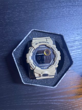 Reloj Casio G-Shock Beige Step Tracker