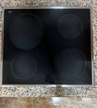 Vitrocerámica con horno eléctrico Edesa.