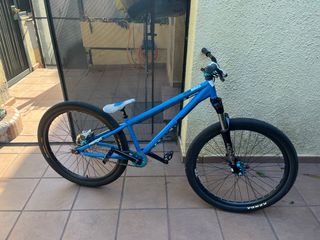 Bicicleta Dirt Jump DMR Blu