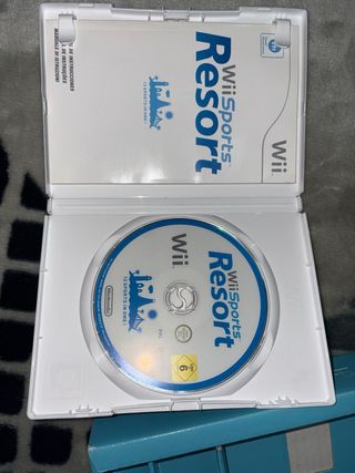 Nintendo Wii + caja + wii sports resort + skylande