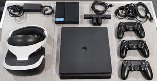 Consola PS4 + Accesorios