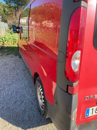Opel Vivaro 2006